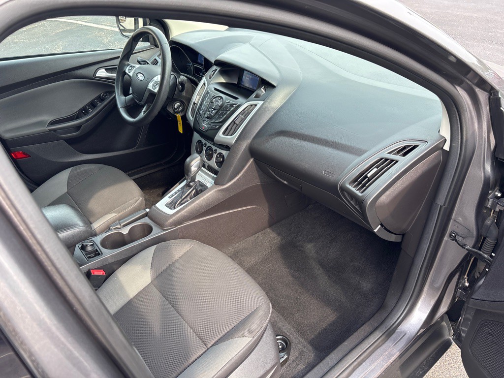 2014 Ford Focus Image 28