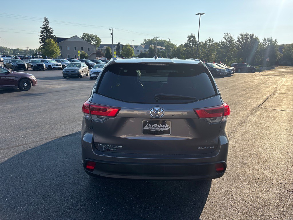 2019 Toyota Highlander Image 4