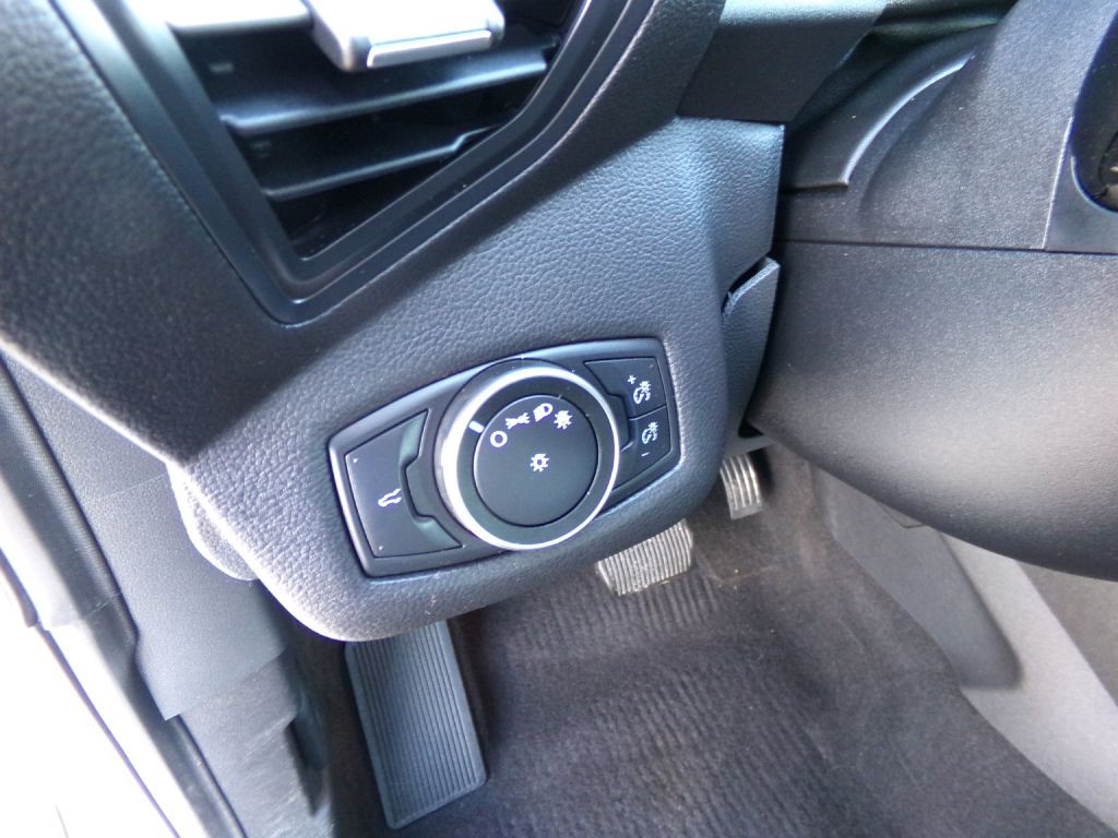 2018 Ford Escape Image 12