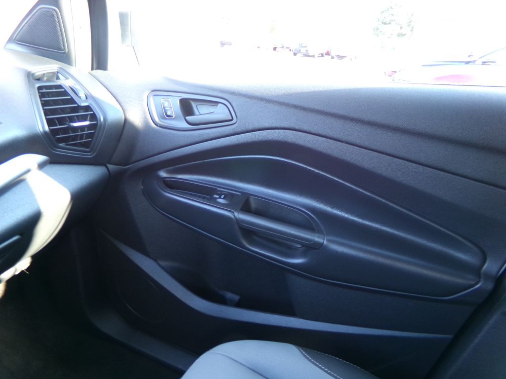 2018 Ford Escape Image 22