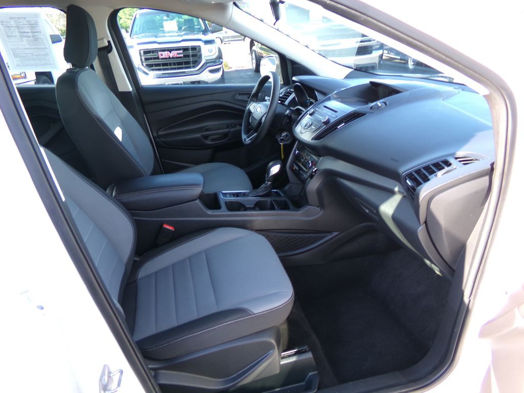 2018 Ford Escape Image 25