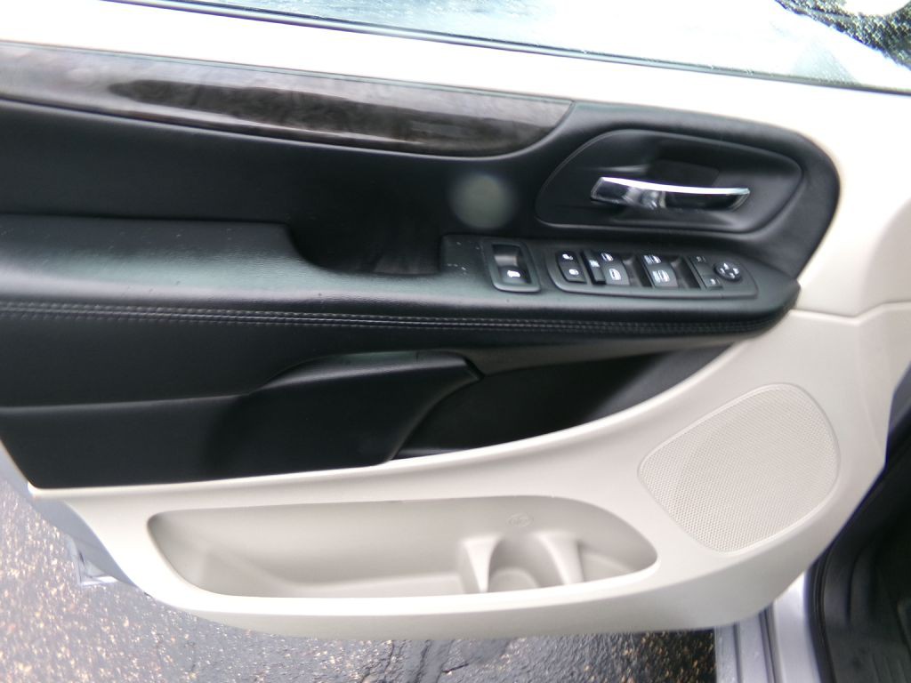 2019 Dodge Grand Caravan Image 9