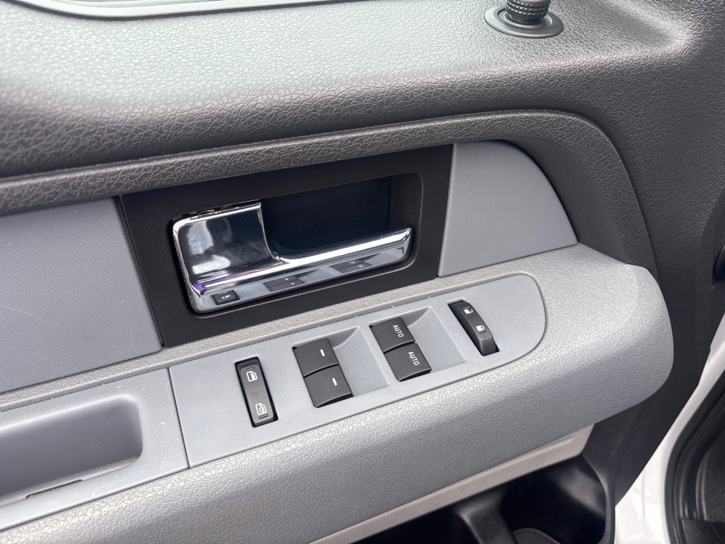 2014 Ford F-150 Image 10