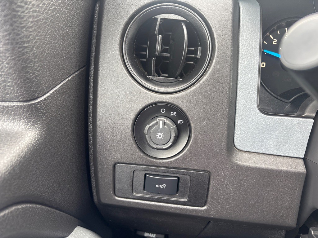 2014 Ford F-150 Image 15