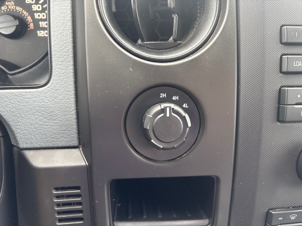 2014 Ford F-150 Image 18