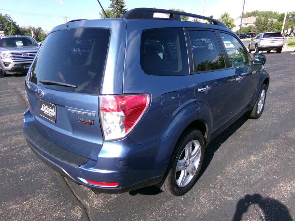 2010 Subaru Forester Image 3