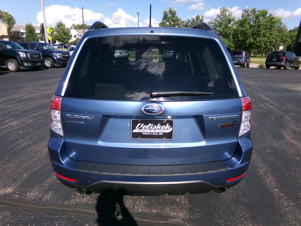 2010 Subaru Forester Image 4