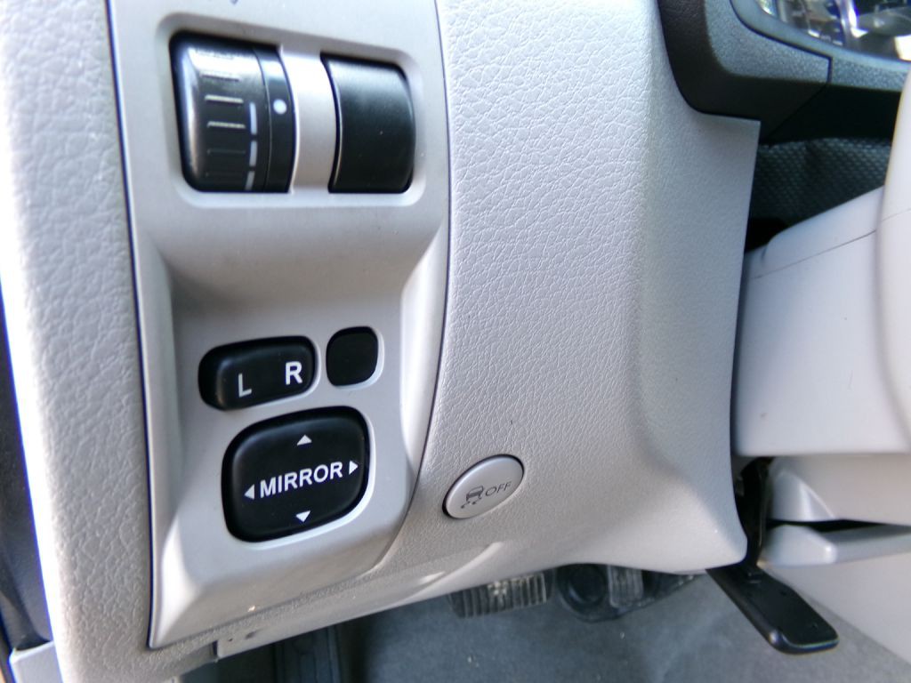 2010 Subaru Forester Image 12