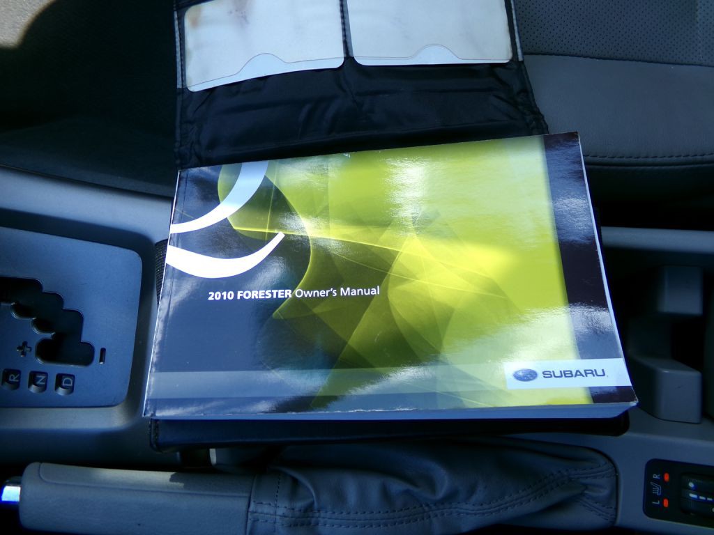 2010 Subaru Forester Image 25