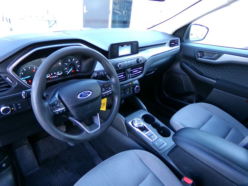 2020 Ford Escape Image 15