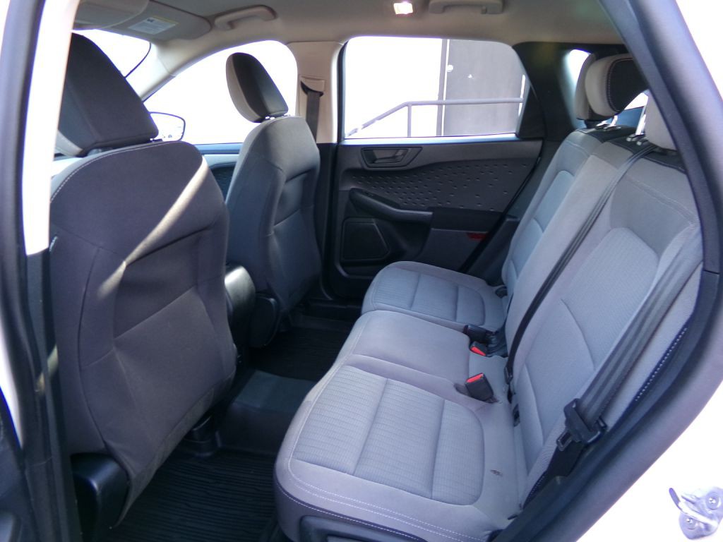 2020 Ford Escape Image 30
