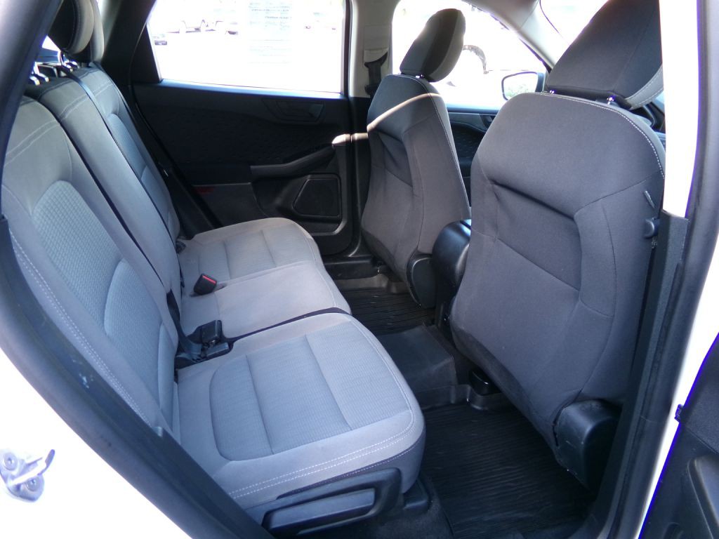 2020 Ford Escape Image 36