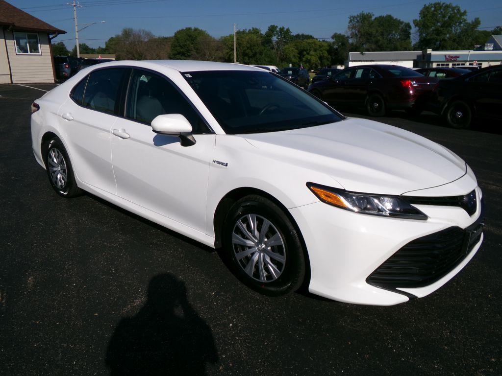 2018 Toyota Camry Image 1