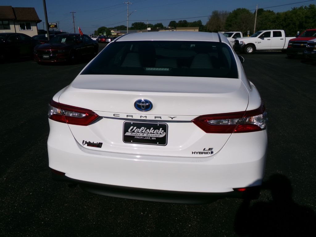 2018 Toyota Camry Image 7