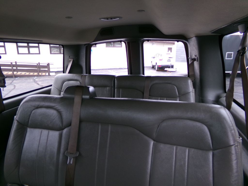 2019 GMC Savana Image 29