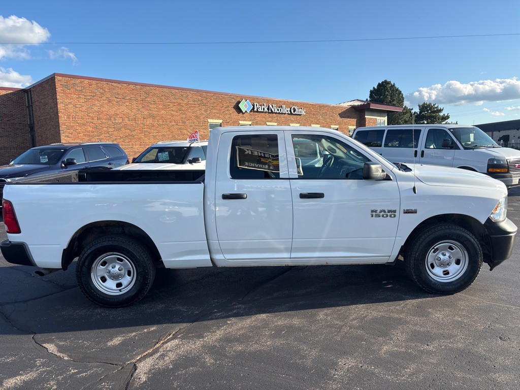 2015 RAM 1500 Image 2