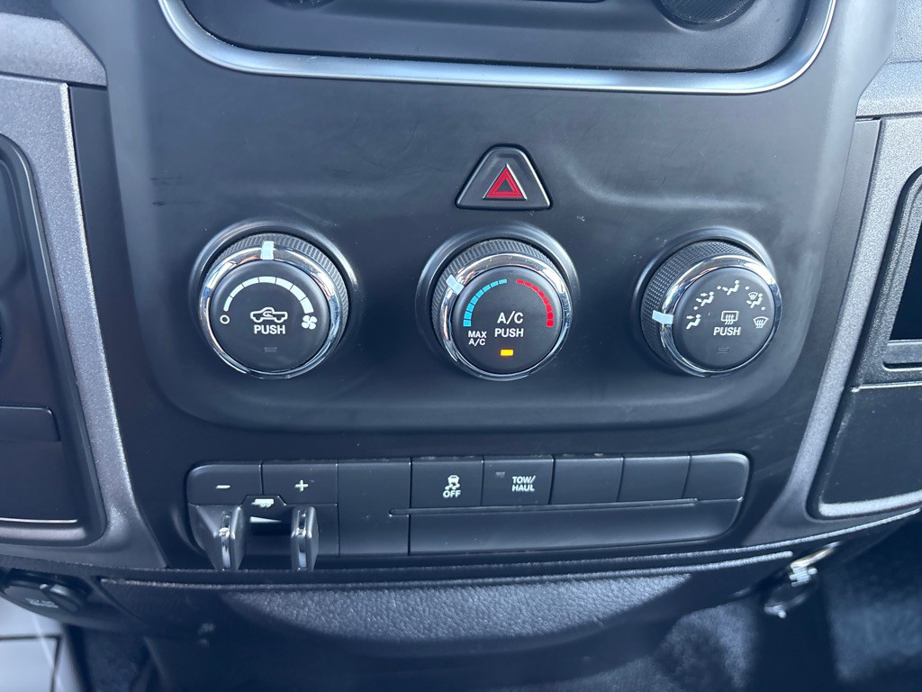 2015 RAM 1500 Image 19