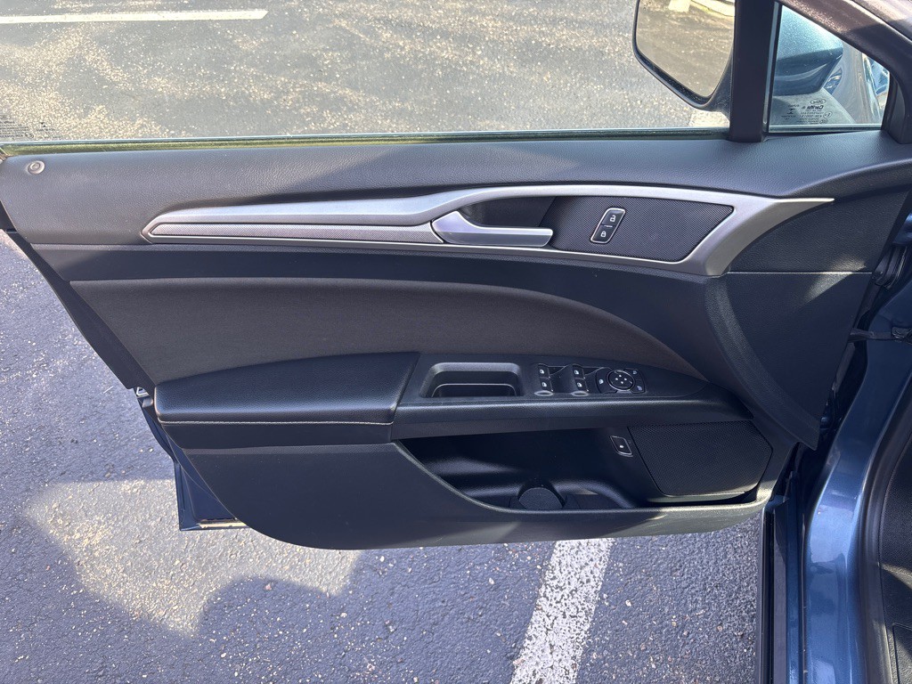 2019 Ford Fusion Image 9