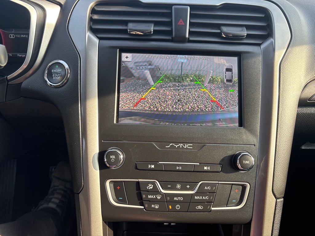 2019 Ford Fusion Image 22