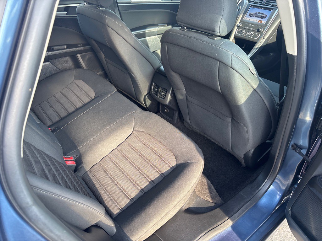 2019 Ford Fusion Image 36