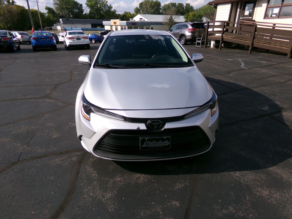2023 Toyota Corolla Image 4