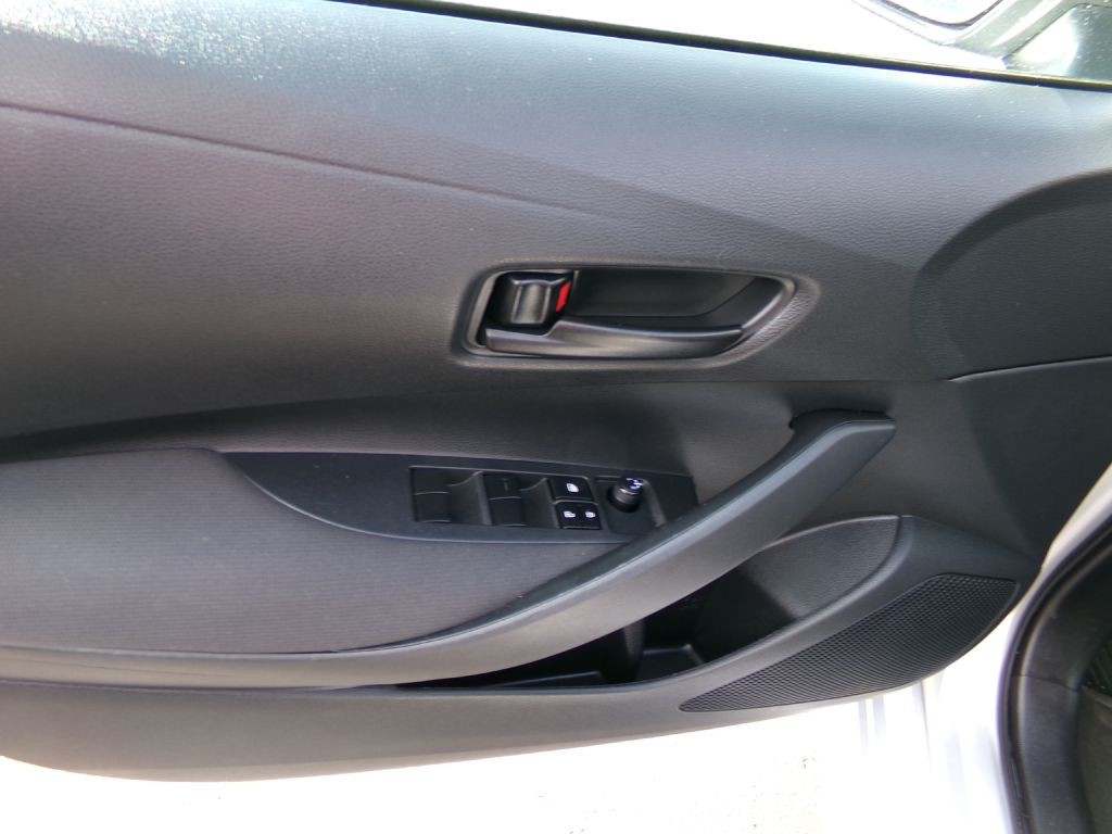 2023 Toyota Corolla Image 9