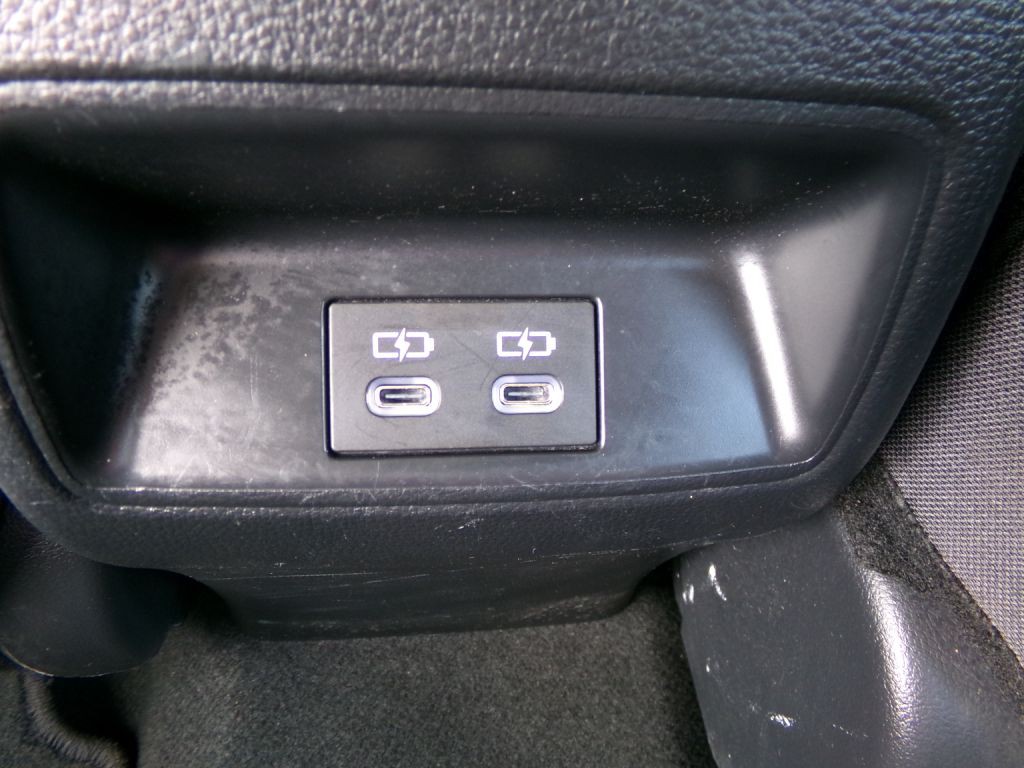 2023 Toyota Corolla Image 31