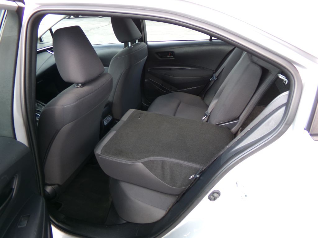 2023 Toyota Corolla Image 32