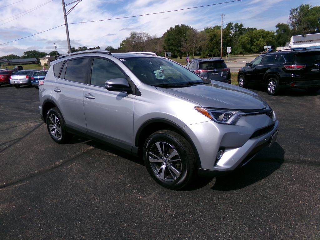 2016 Toyota Rav4 Image 1