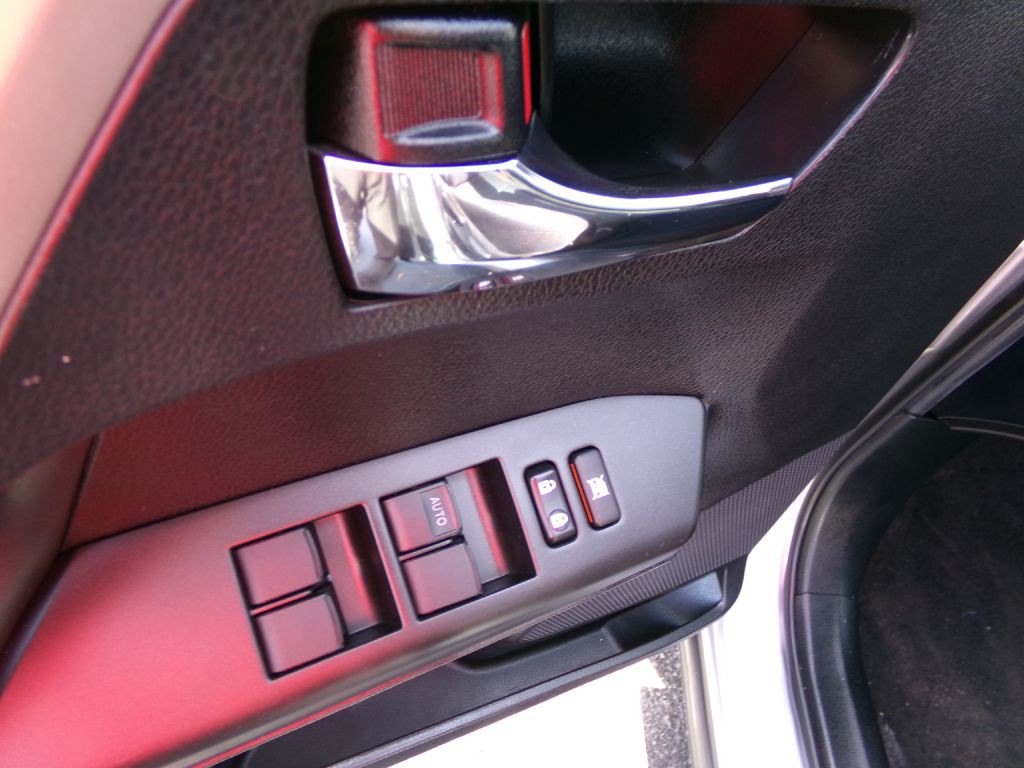 2016 Toyota Rav4 Image 11