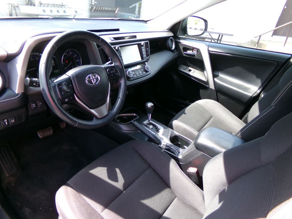 2016 Toyota Rav4 Image 13