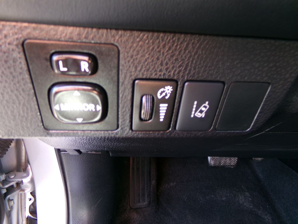 2016 Toyota Rav4 Image 14