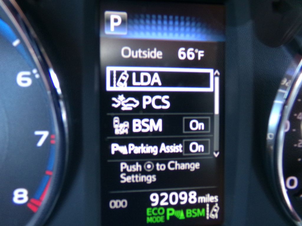 2016 Toyota Rav4 Image 21