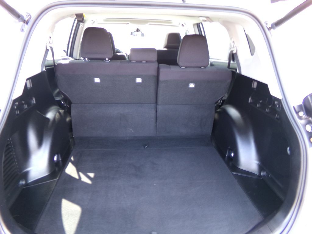 2016 Toyota Rav4 Image 40