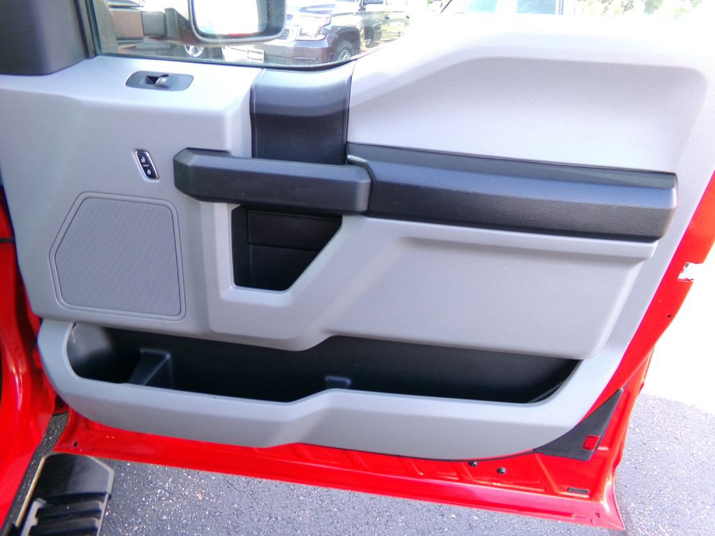 2017 Ford F-250 Image 30