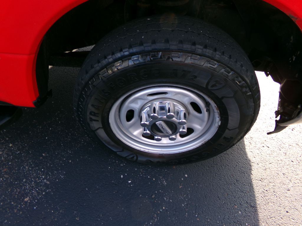 2017 Ford F-250 Image 37