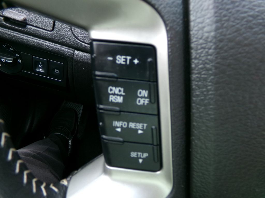 2011 Ford Fusion Image 17