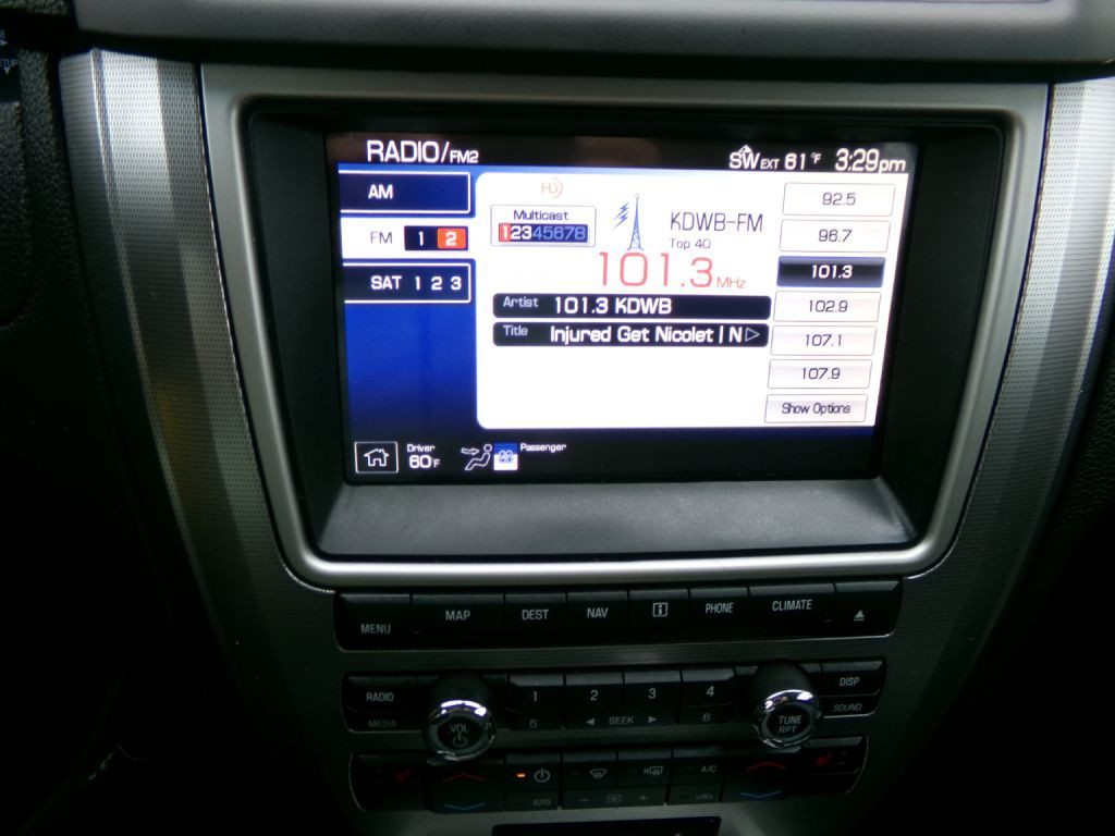 2011 Ford Fusion Image 24