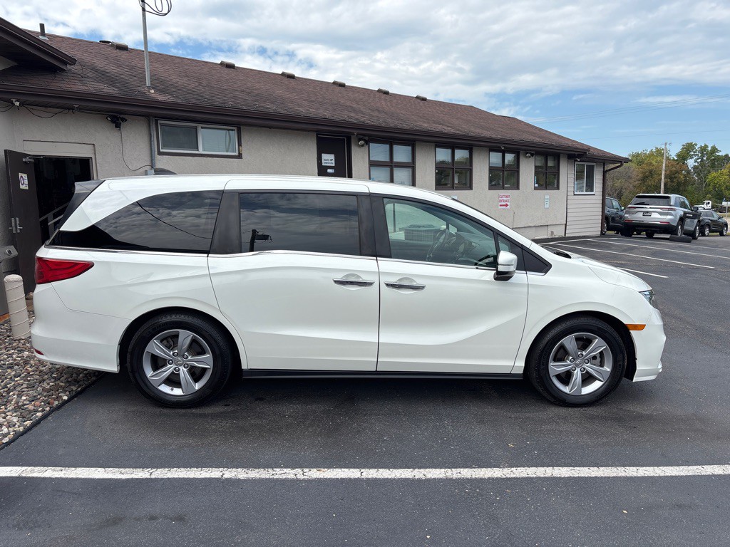 2019 Honda Odyssey Image 2