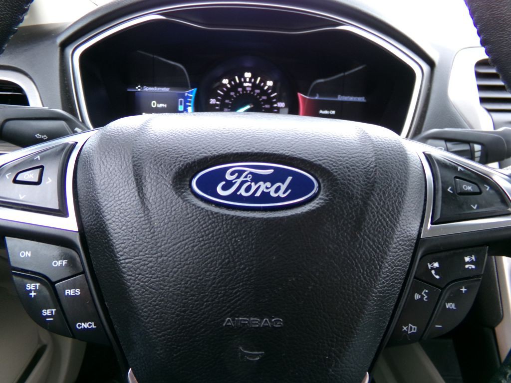 2018 Ford Fusion Image 25