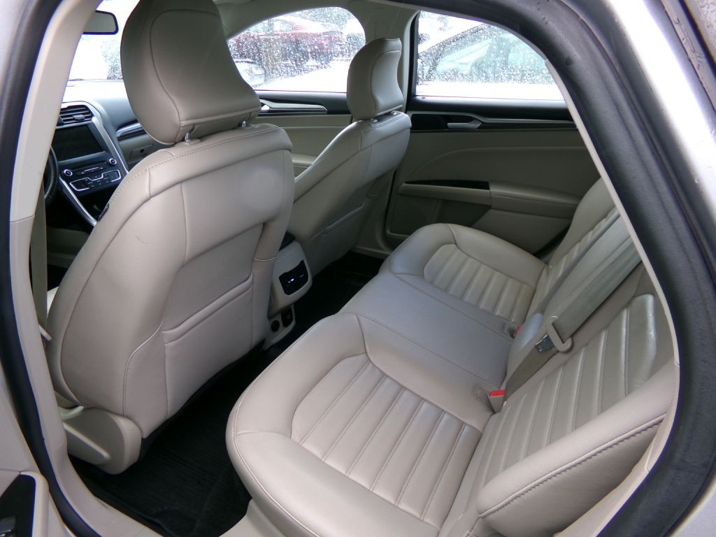 2018 Ford Fusion Image 31