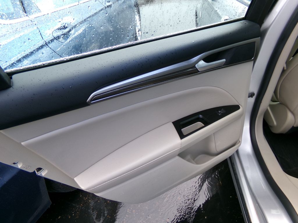 2018 Ford Fusion Image 33