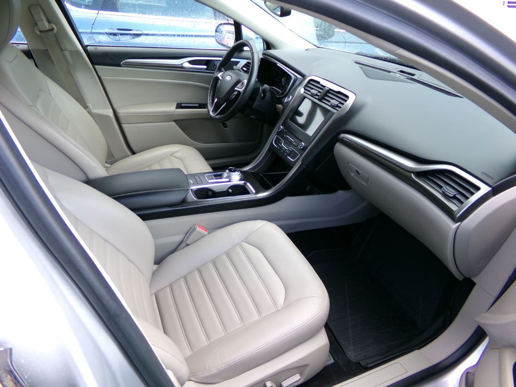 2018 Ford Fusion Image 34