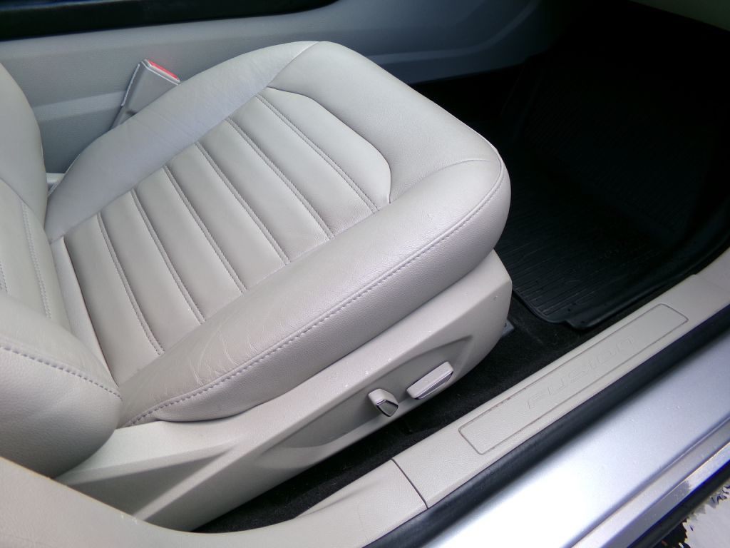 2018 Ford Fusion Image 36