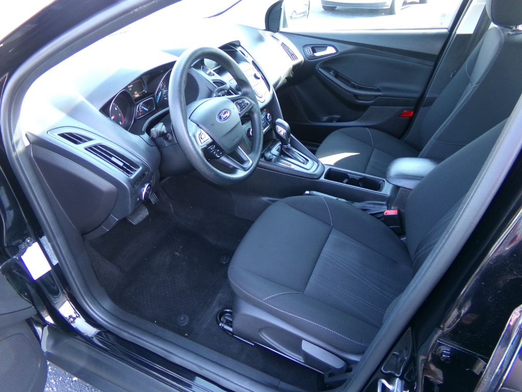 2018 Ford Focus Image 10