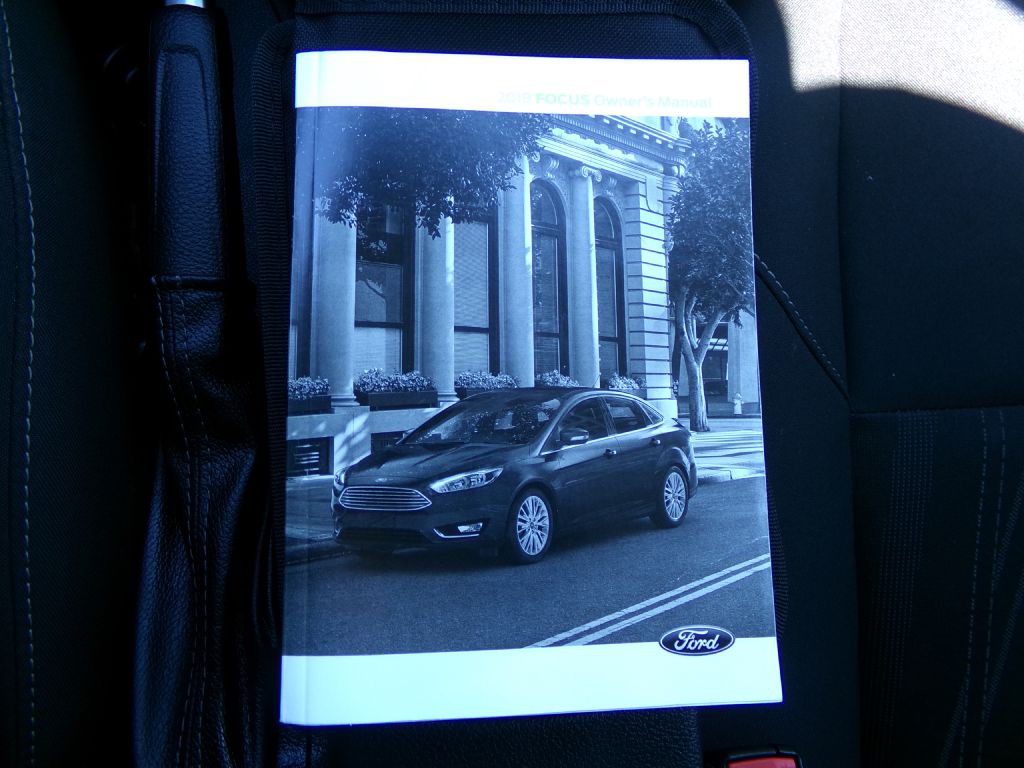 2018 Ford Focus Image 24