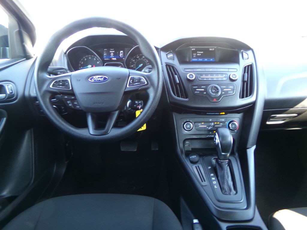 2018 Ford Focus Image 28