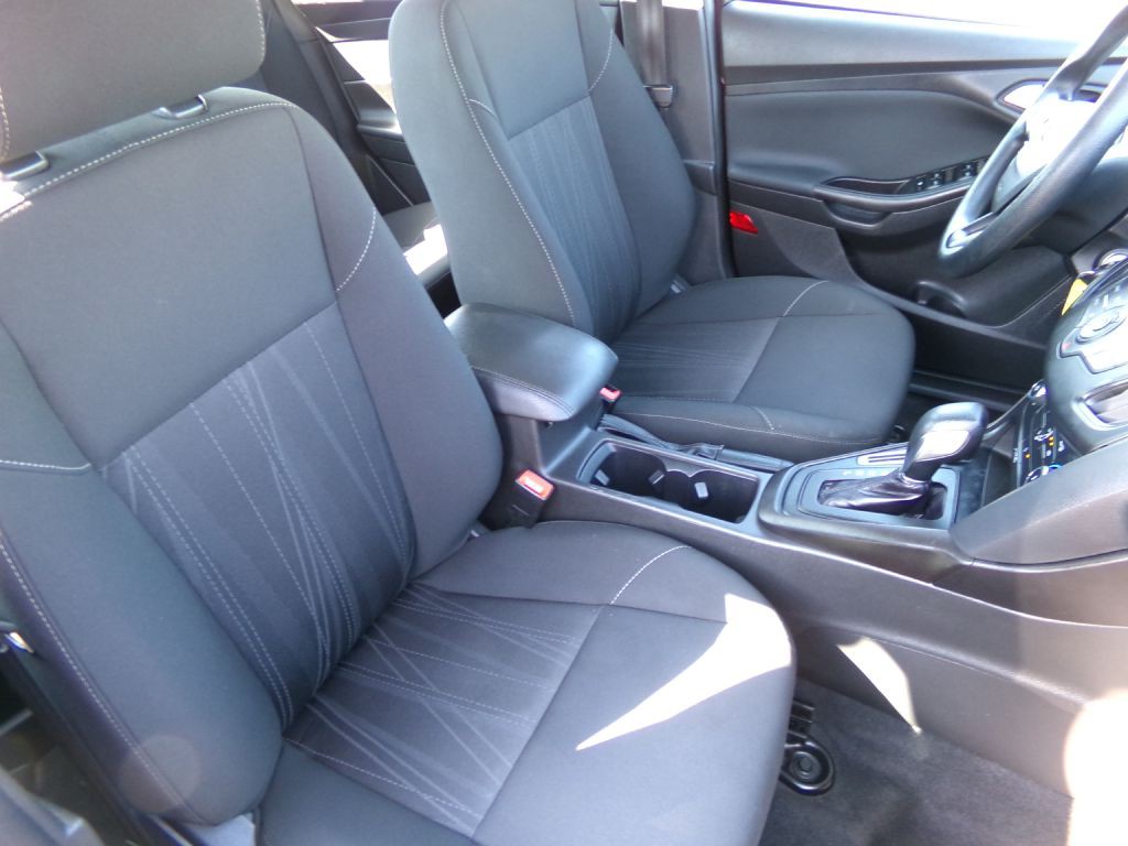 2018 Ford Focus Image 31
