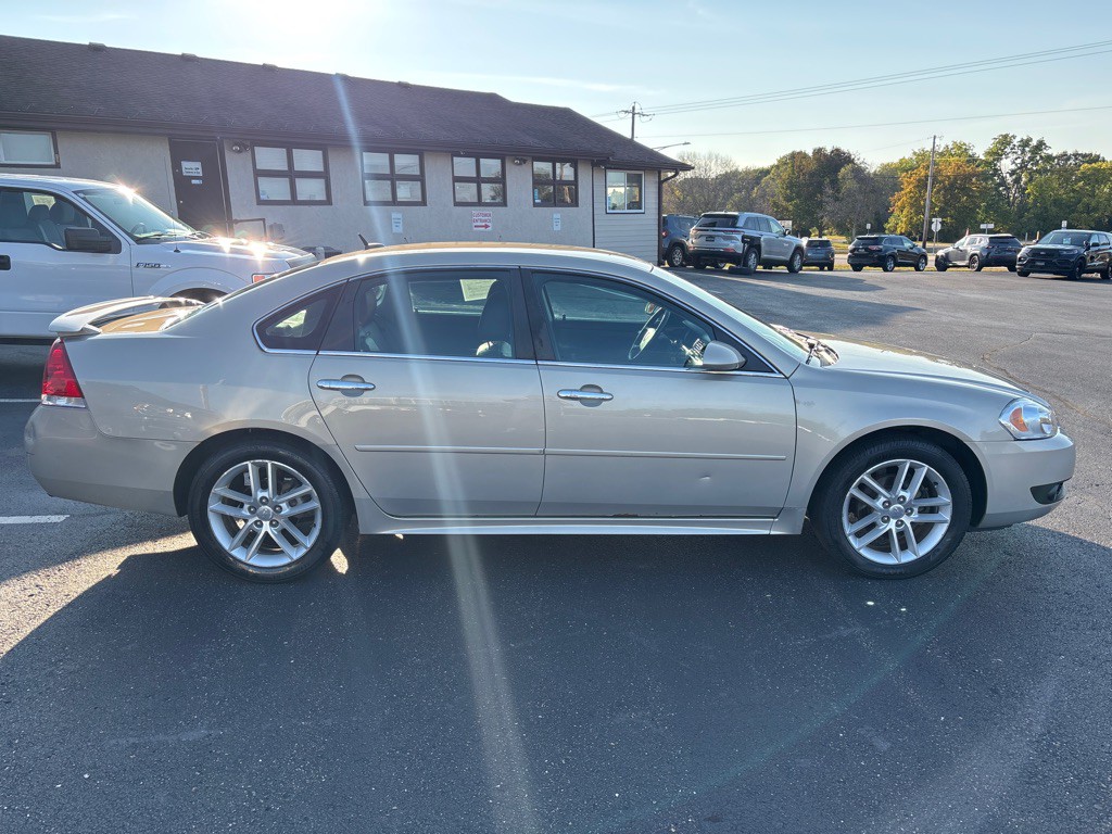 2012 Chevrolet Impala Image 2