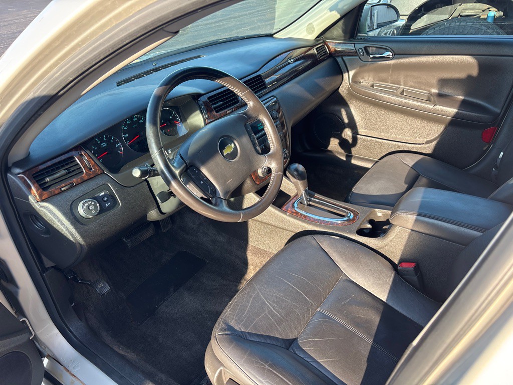 2012 Chevrolet Impala Image 11